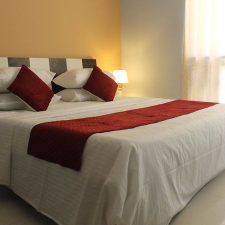 Rockfort Stay Inn Oragadam Екстер'єр фото