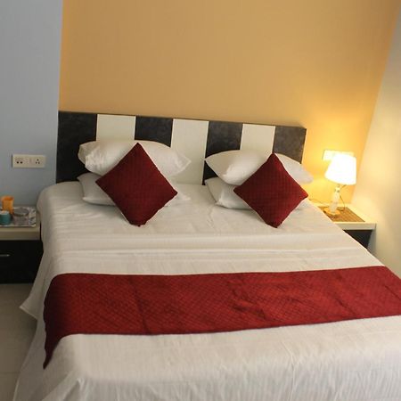 Rockfort Stay Inn Oragadam Екстер'єр фото